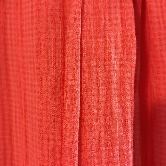 Pretty coral loft dress in petite XS. Only worn once - Picture 5 of 6